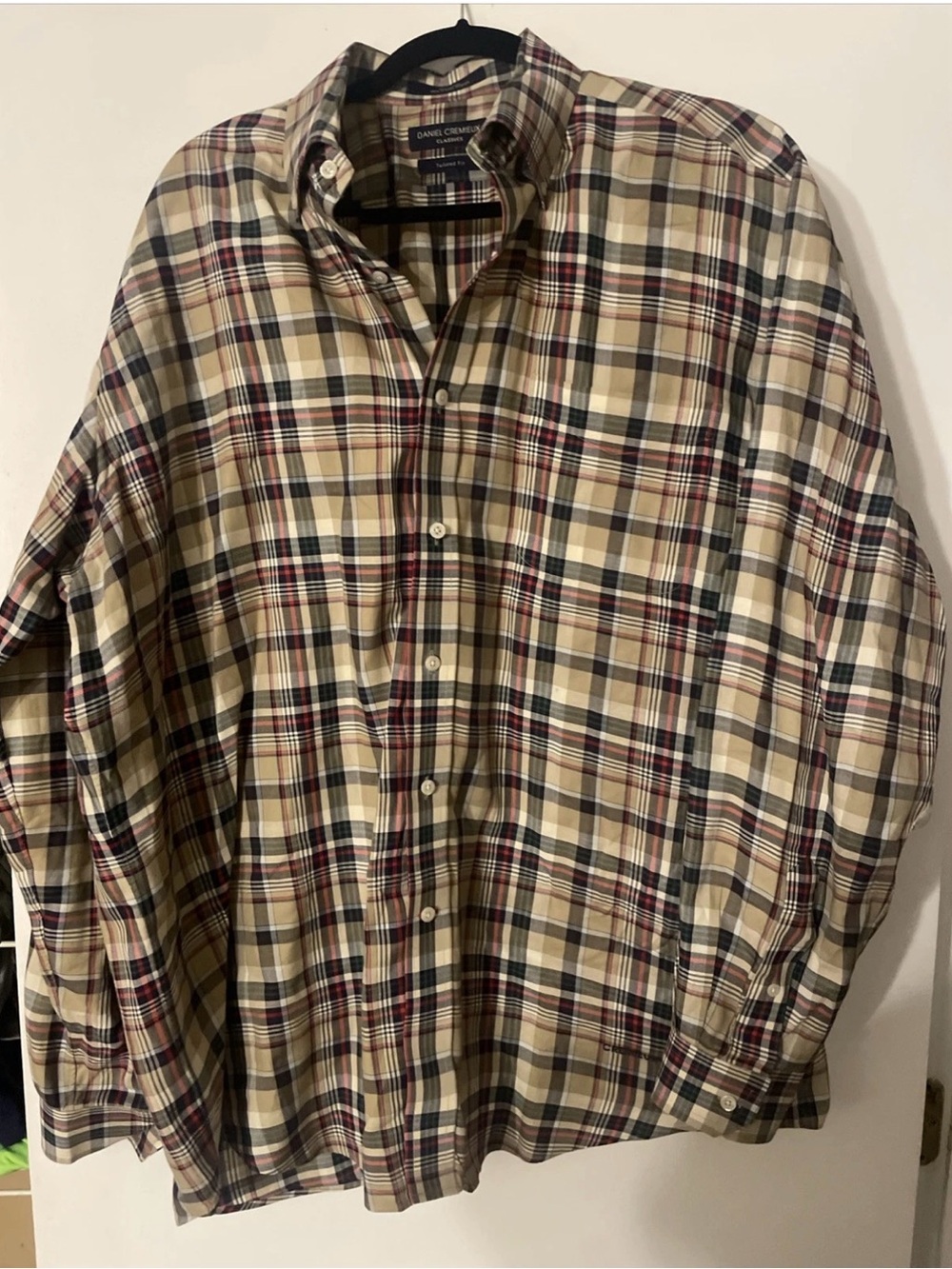 Daniel Cremieux Men’s Beige Plaid Button-Down Shirt